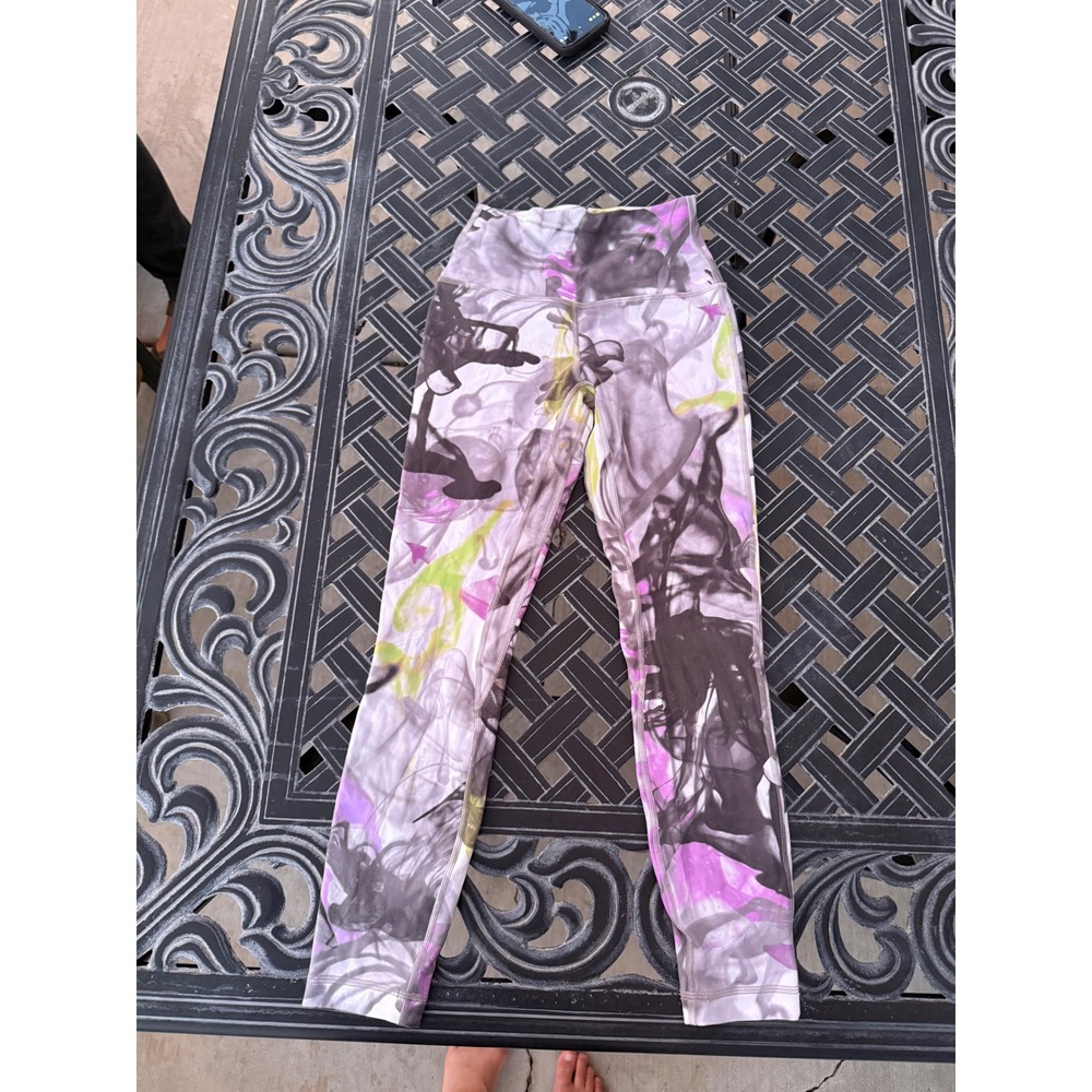 Lululemon High Rise Leggings Size 4 Incognito Camo Multi Purple Green Grey